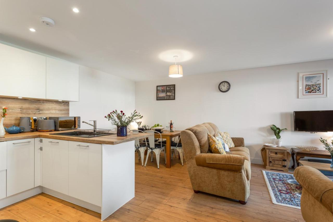 Host & - Farrier William Apartment