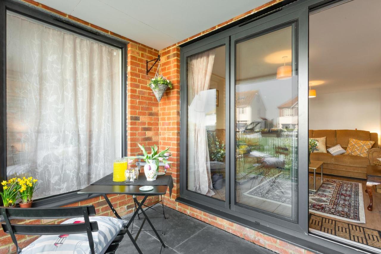 Host & - Farrier William Apartment *